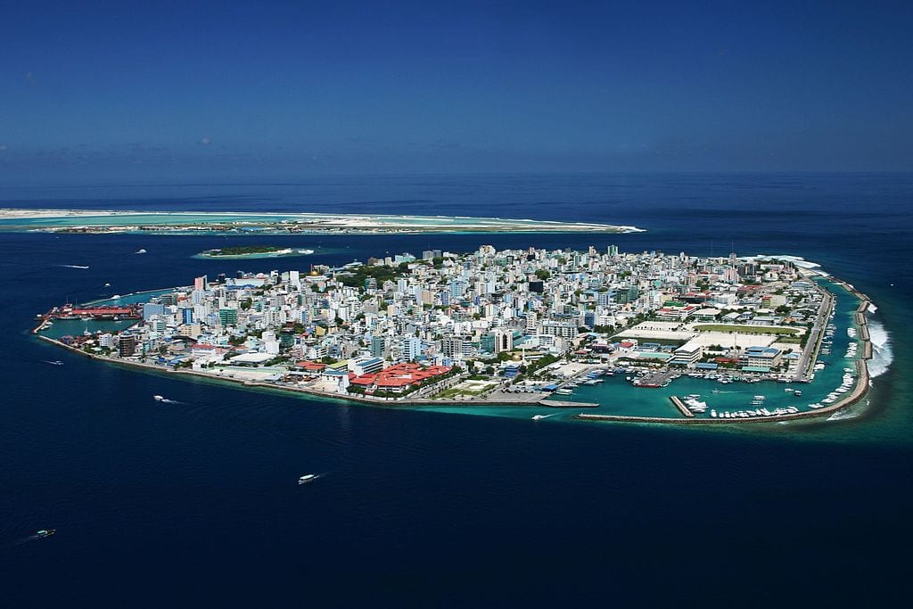 На Мальдивах откроют границу в июле