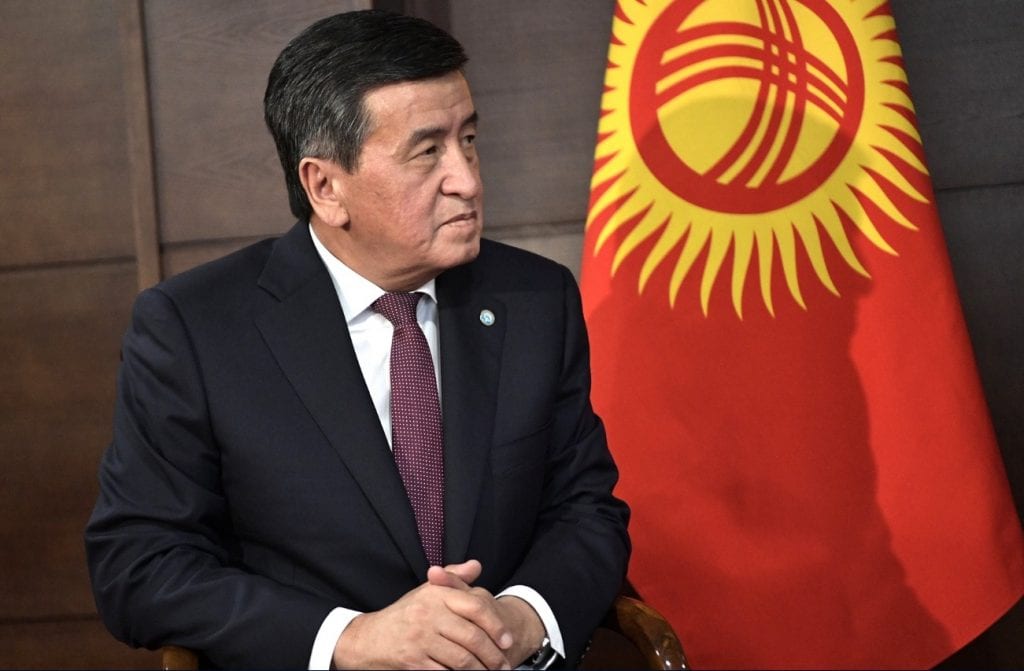 Президент Кыргызстана назвал “популистами” сторонников переноса выборов из-за пандемии