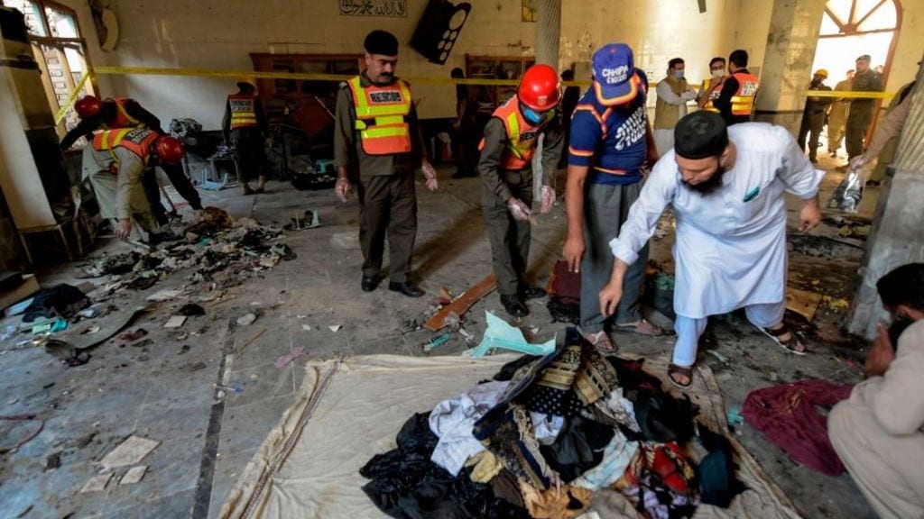 Взрыв в пакистанской школе: погибло семь человек