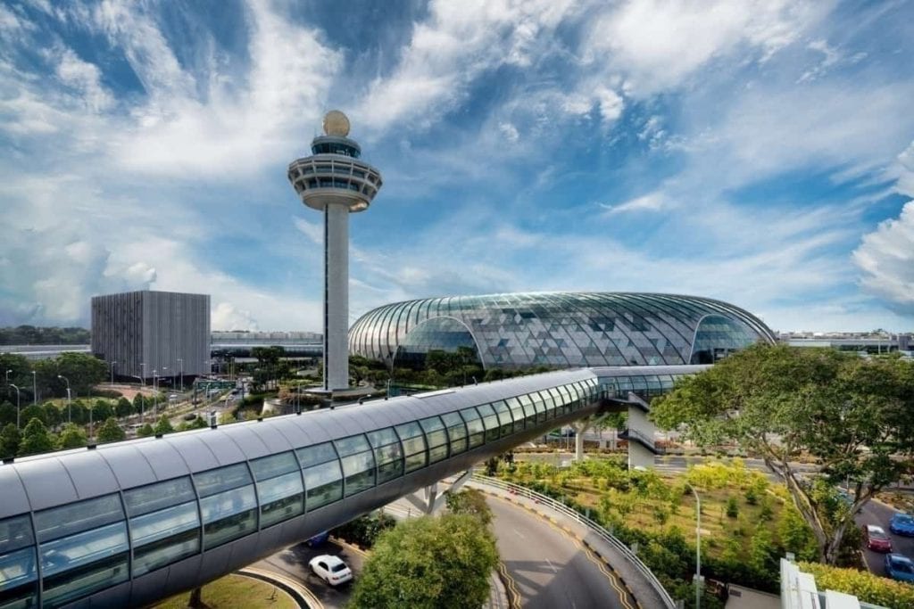 Сингапур откроется для «экономически выгодных» туристов