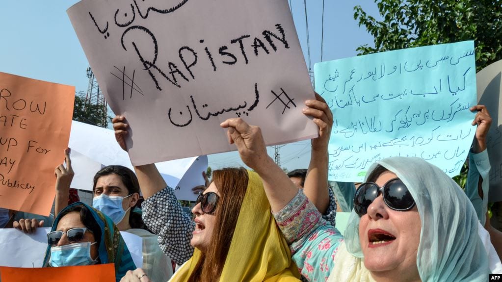 Пакистан вводит закон о химической кастрации