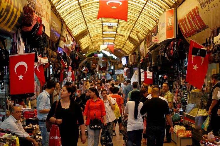 Турция вводит новые жесткие ограничения с 7 мая
