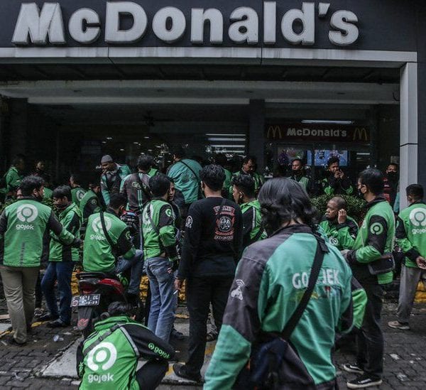 В Индонезии закрылись филиалы McDonald’s